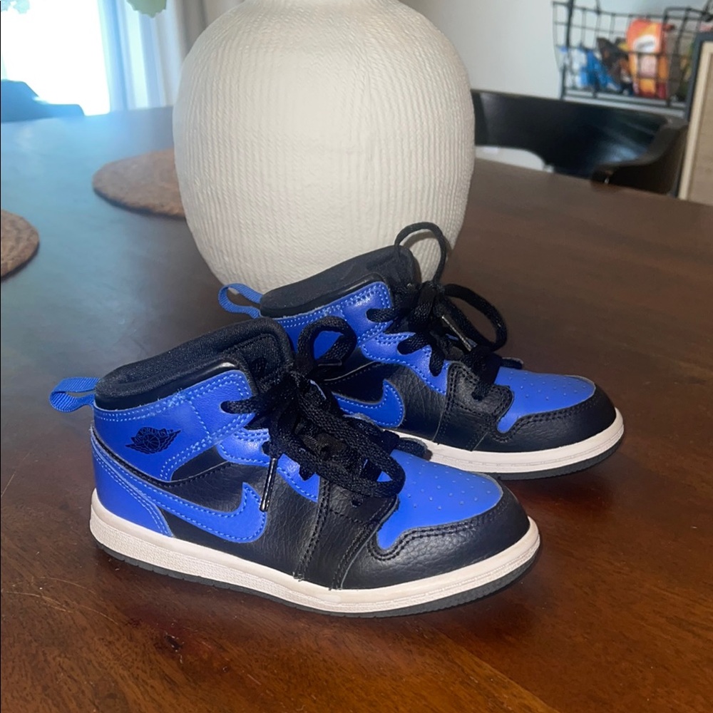 Jordan Black and Blue High-Top Sneakers - excellent condition